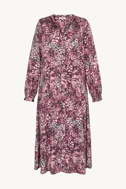 CWDelia - Color 3748