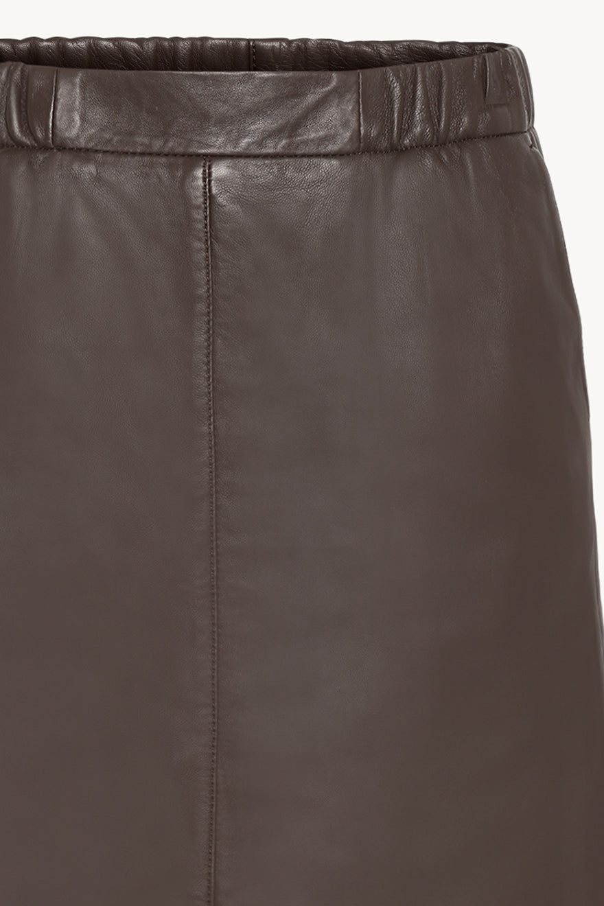 CWNasima - Color 4579