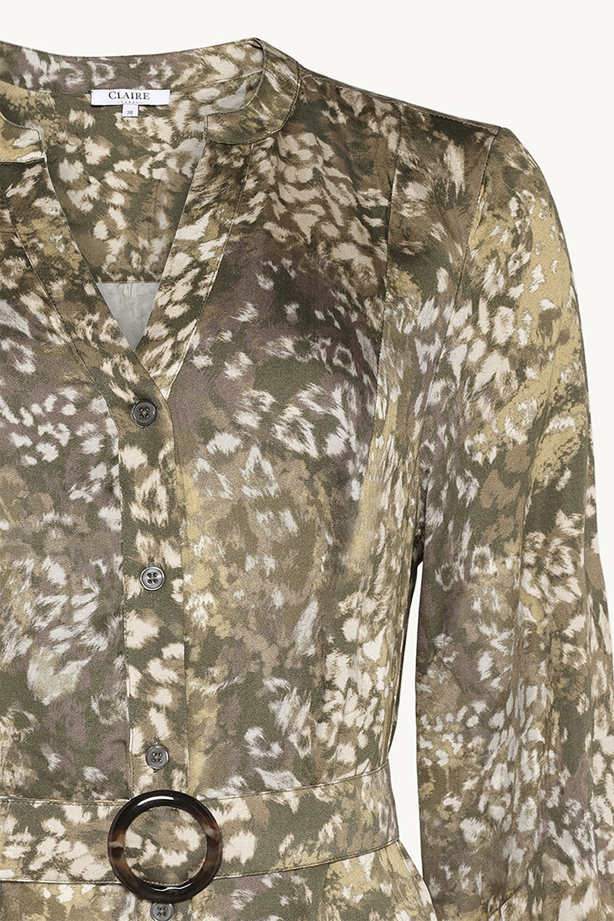 CWDelia - Color 4480